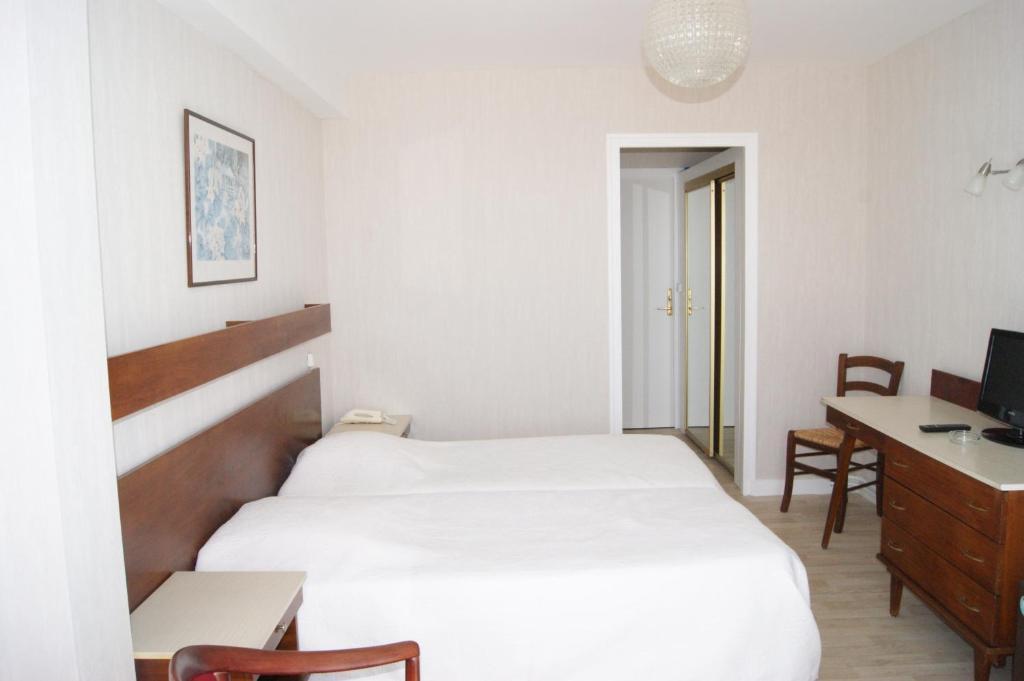Les Embruns Hotel Royan Værelse billede