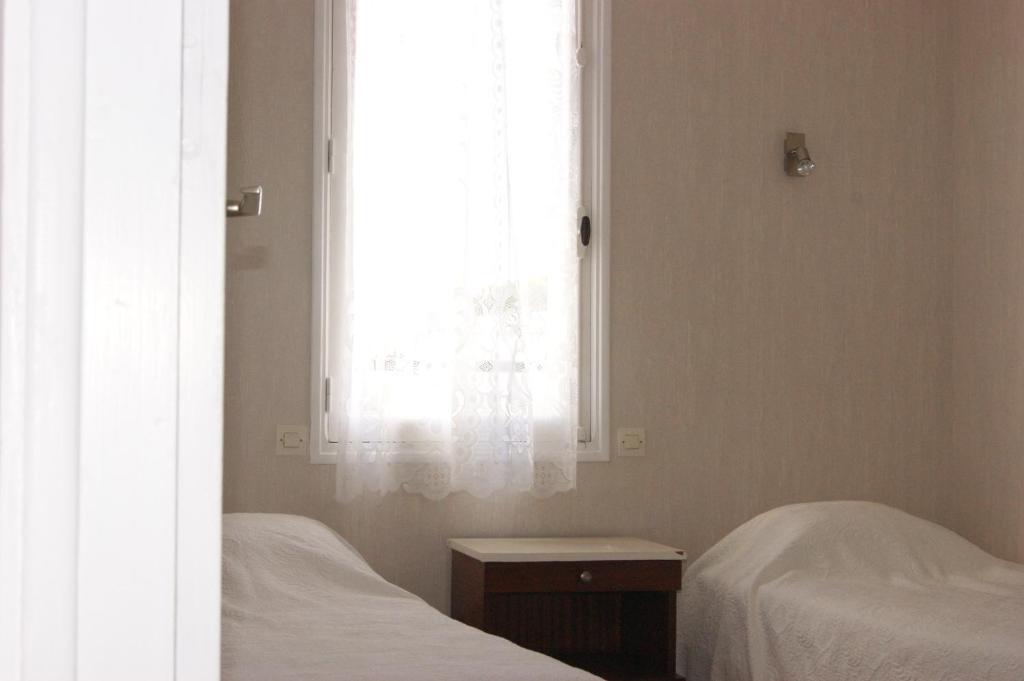 Les Embruns Hotel Royan Værelse billede