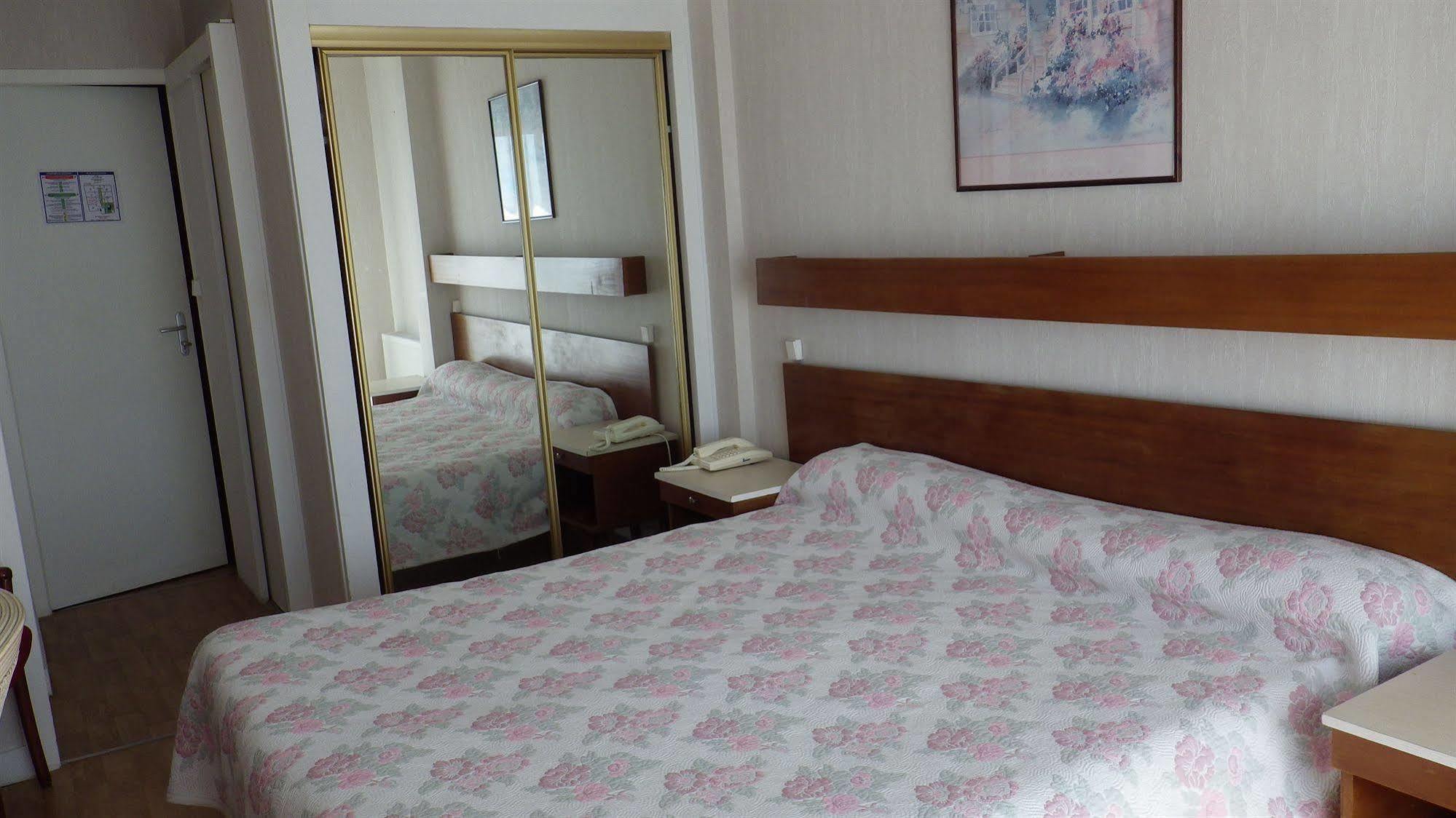 Les Embruns Hotel Royan Eksteriør billede